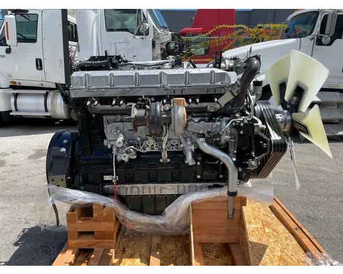 ISUZU  Engine Assembly