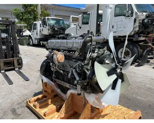 ISUZU  Engine Assembly