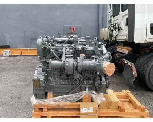 ISUZU  Engine Assembly