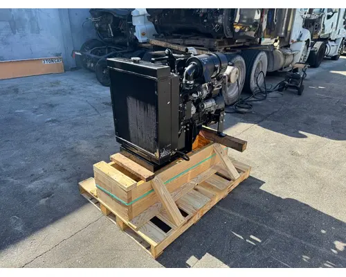 ISUZU  Engine Assembly