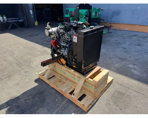 ISUZU  Engine Assembly