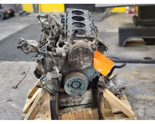 ISUZU  Engine Assembly