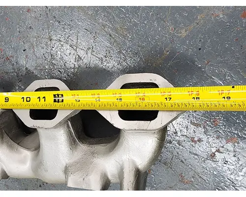 ISUZU  Exhaust Manifold