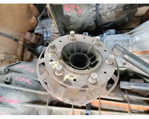 ISUZU  Hub