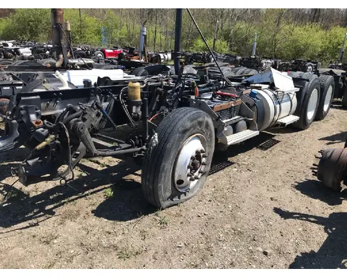 Cutoff Assembly (Housings & Suspension Only) IHC 4BAGIHC Stateline Truck Parts And Recycling Inc