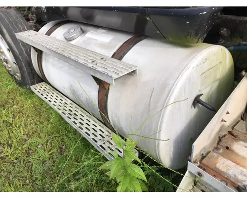 Fuel Tank IHC 9370 Stateline Truck Parts And Recycling Inc