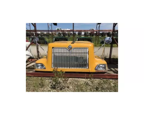 Hood IHC 9400I Stateline Truck Parts And Recycling Inc