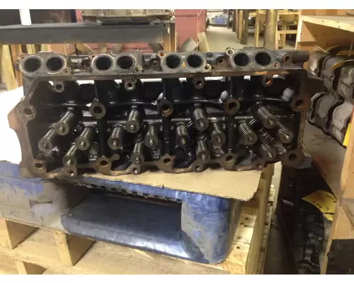 Cylinder Head IHC VT 365 Dales Truck Parts, Inc.