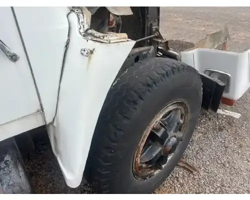 International Harvester 1800 LOADSTER Fender Extension