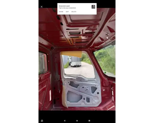 International Navistar LT 625 International Navistar LT625 Day cab shell