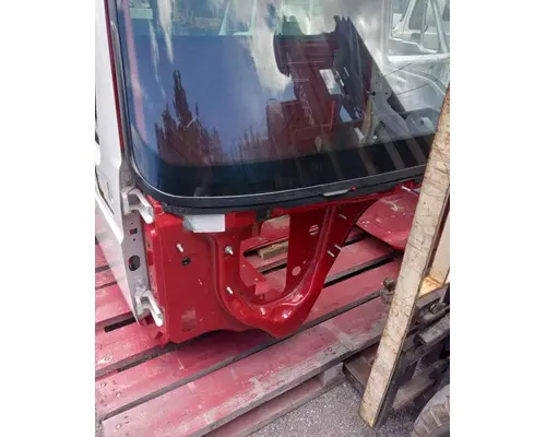 International Navistar LT 625 International Navistar LT625 Day cab shell