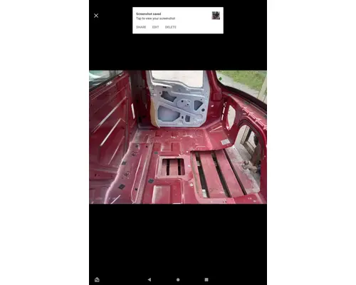 International Navistar LT 625 International Navistar LT625 Day cab shell