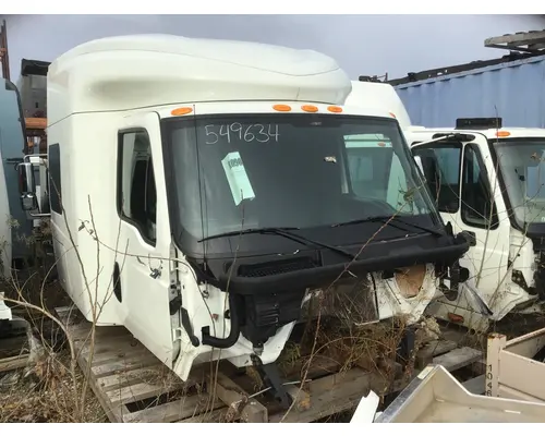 Cab INTERNATIONAL  K &amp; R Truck Sales, Inc.