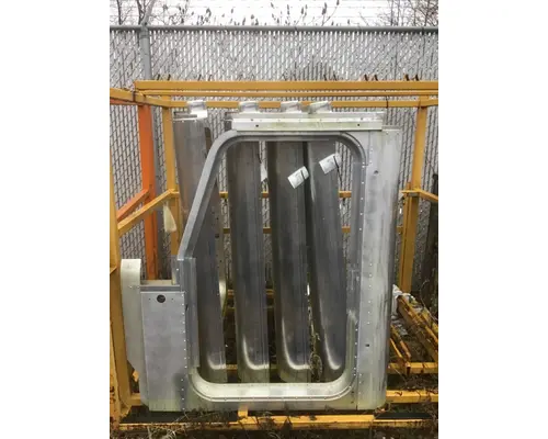 Door Panel (Trim) INTERNATIONAL  K &amp; R Truck Sales, Inc.