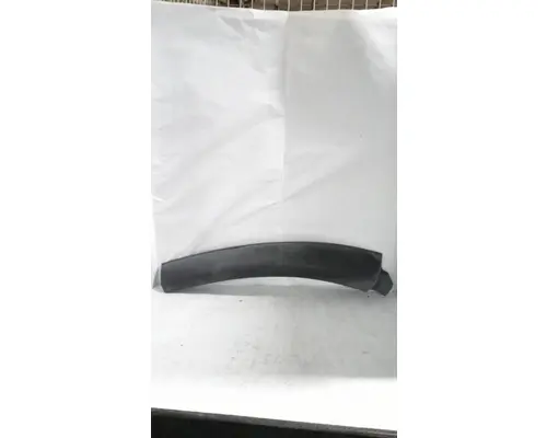 Fender Extension INTERNATIONAL  Marshfield Transportation Products