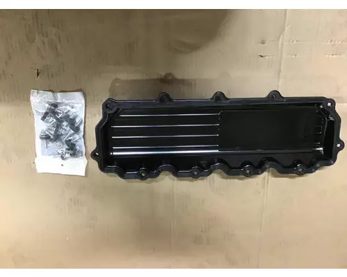 Valve Cover INTERNATIONAL  Marshfield Transportation Products