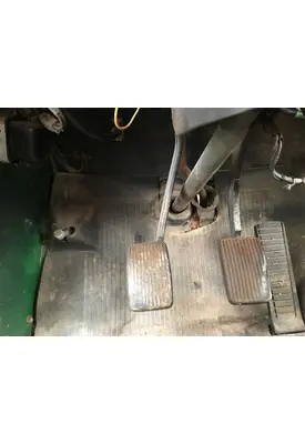 International 1600 LOADSTAR Body, Misc. Parts