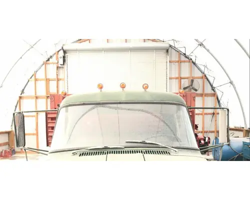 International 1600 LOADSTAR Body, Misc. Parts