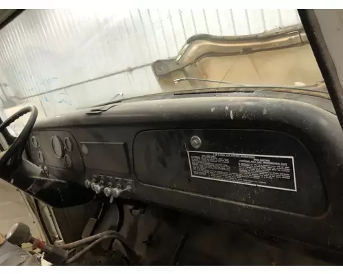 International 1600 LOADSTAR Dash Assembly