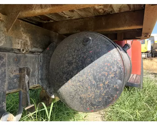 International 1600 LOADSTAR Fuel Tank