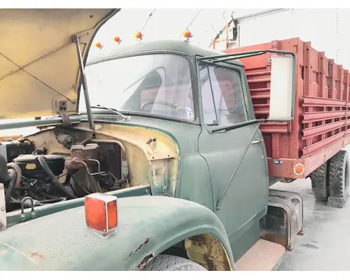 Cab International 1600 LOADSTAR Vander Haags Inc Cb