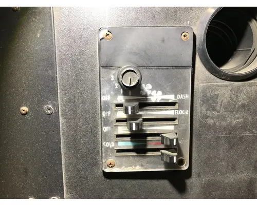 International 1652-SC Cab Misc. Interior Parts