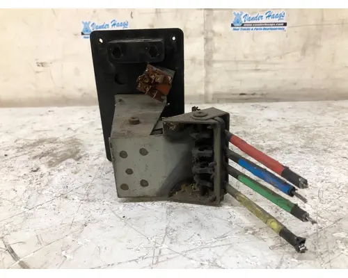 International 1652-SC Cab Misc. Interior Parts