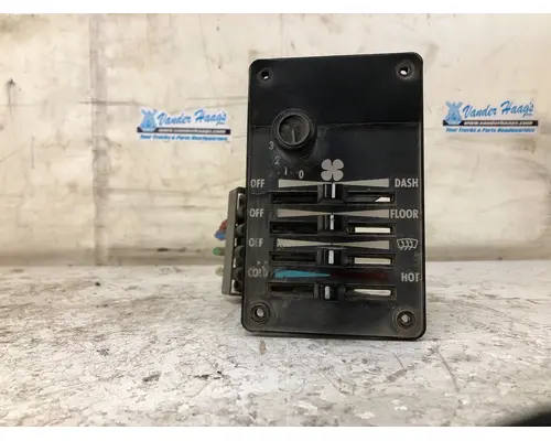 International 1652-SC Cab Misc. Interior Parts