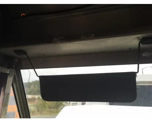 International 1652-SC Sun Visor (External)