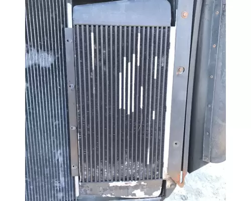 International 1652 Intercooler