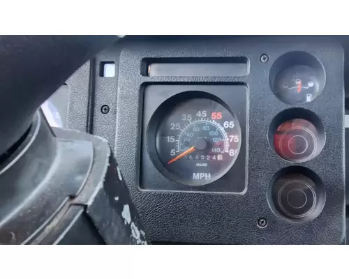 International 1654 Instrument Cluster