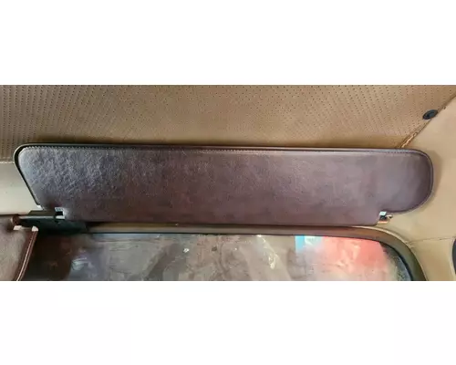 International 1654 Sun Visor (External)