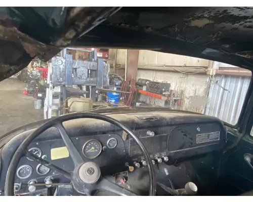 International 1700 LOADSTAR Dash Assembly