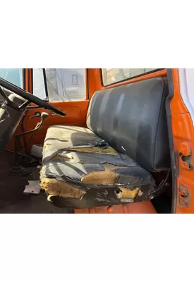 International 1700 LOADSTAR Seat (non-Suspension)