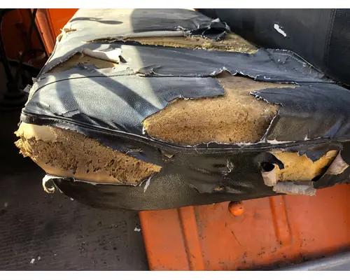 International 1700 LOADSTAR Seat (non-Suspension)