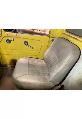 International 1700 LOADSTAR Seat (non-Suspension)