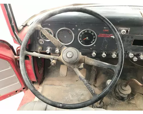 International 1800 LOADSTAR Steering Column