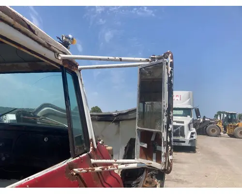 Mirror (Side View) International 1800 LOADSTAR Vander Haags Inc Kc