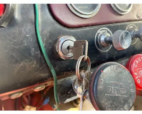 Ignition Switch International 1800 LOADSTAR Vander Haags Inc Sf
