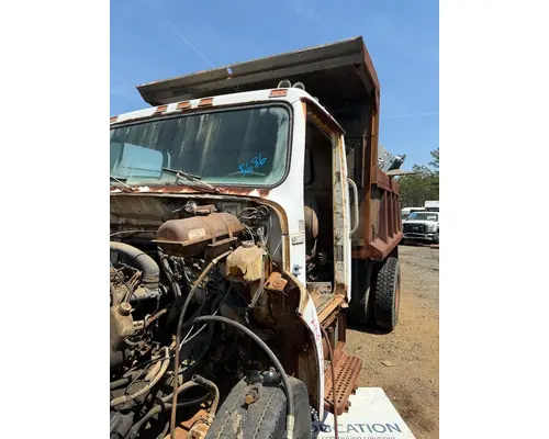 Windshield Glass INTERNATIONAL 1824; 1854 Crest Truck Parts