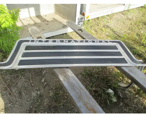Grille INTERNATIONAL 1850 LKQ Heavy Truck - Goodys
