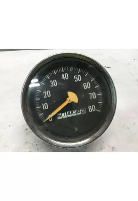 International 2000 FLEETSTAR Speedometer (See Also Inst. Cluster)