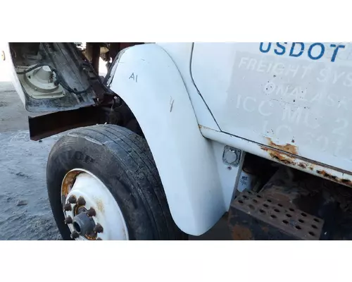 Fender Extension INTERNATIONAL 2375 LKQ Thompson Motors - Wykoff