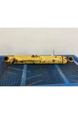 International 2500B Equip Hydraulic Cylinder
