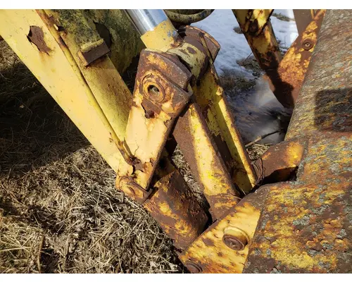 International 2500B Equip Linkage