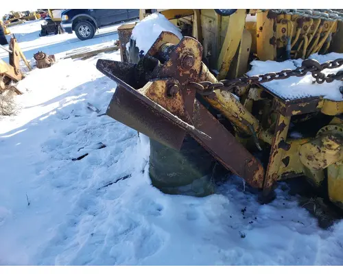 International 2500B Equip Outrigger