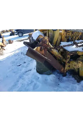 International 2500B Equip Outrigger