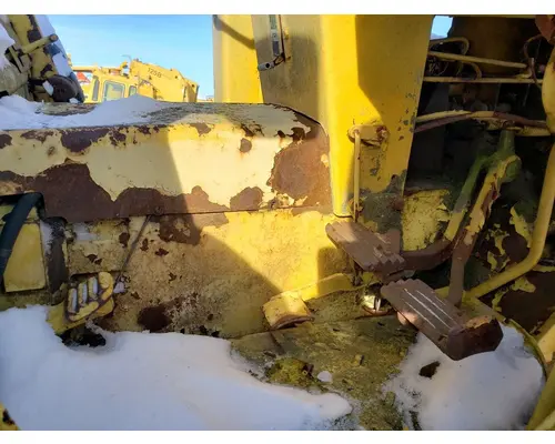 International 2500B Equip Transmission