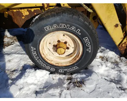 International 2500B Equip Wheel