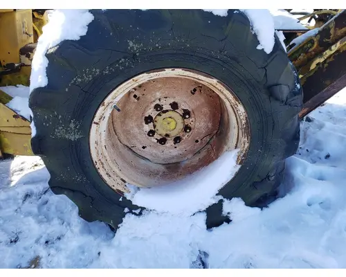 International 2500B Equip Wheel